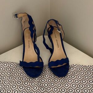 Chinese Laundry Navy Heels with Wavy Straps